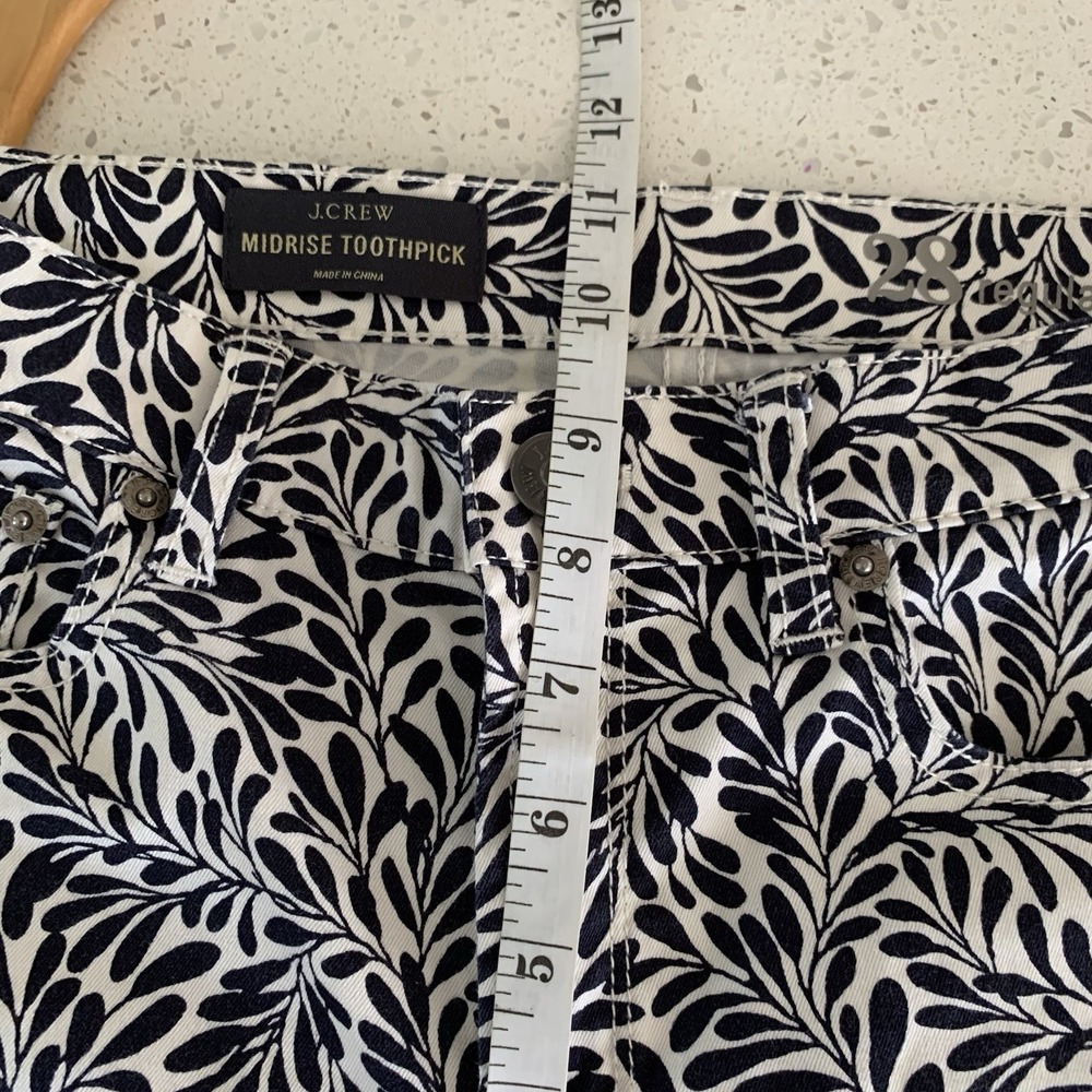 J Crew Midrise Toothpick Pants Black White Floral Print Size 29 - Picture 6 of 8